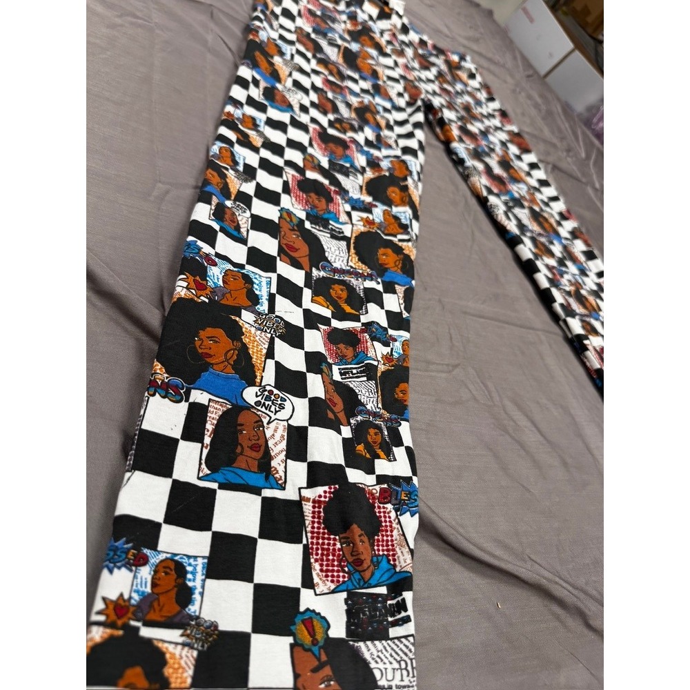 On Fire Womens 2X Checkerboard Graphic Leggings Black White Good Vibes Only NWT